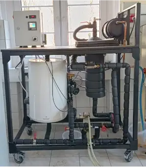 Stanowisko do badań procesu magazynowania ciepła (kalorymetr przepływowy)